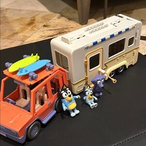 Kids Bluey Toy Caravan and Car Set with Figures